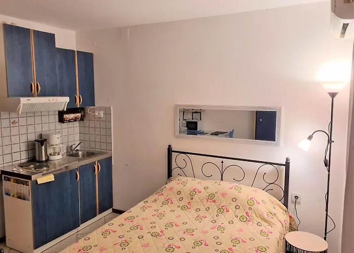 In By Interhome דירה