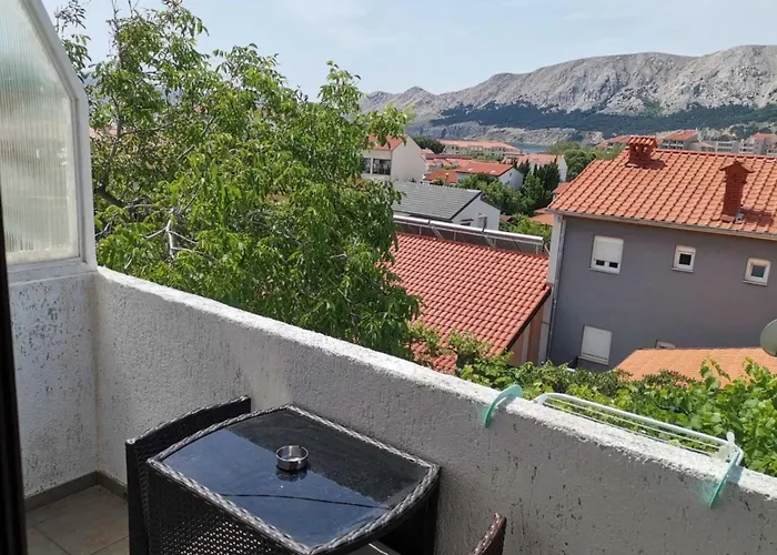 In By Interhome * Baška